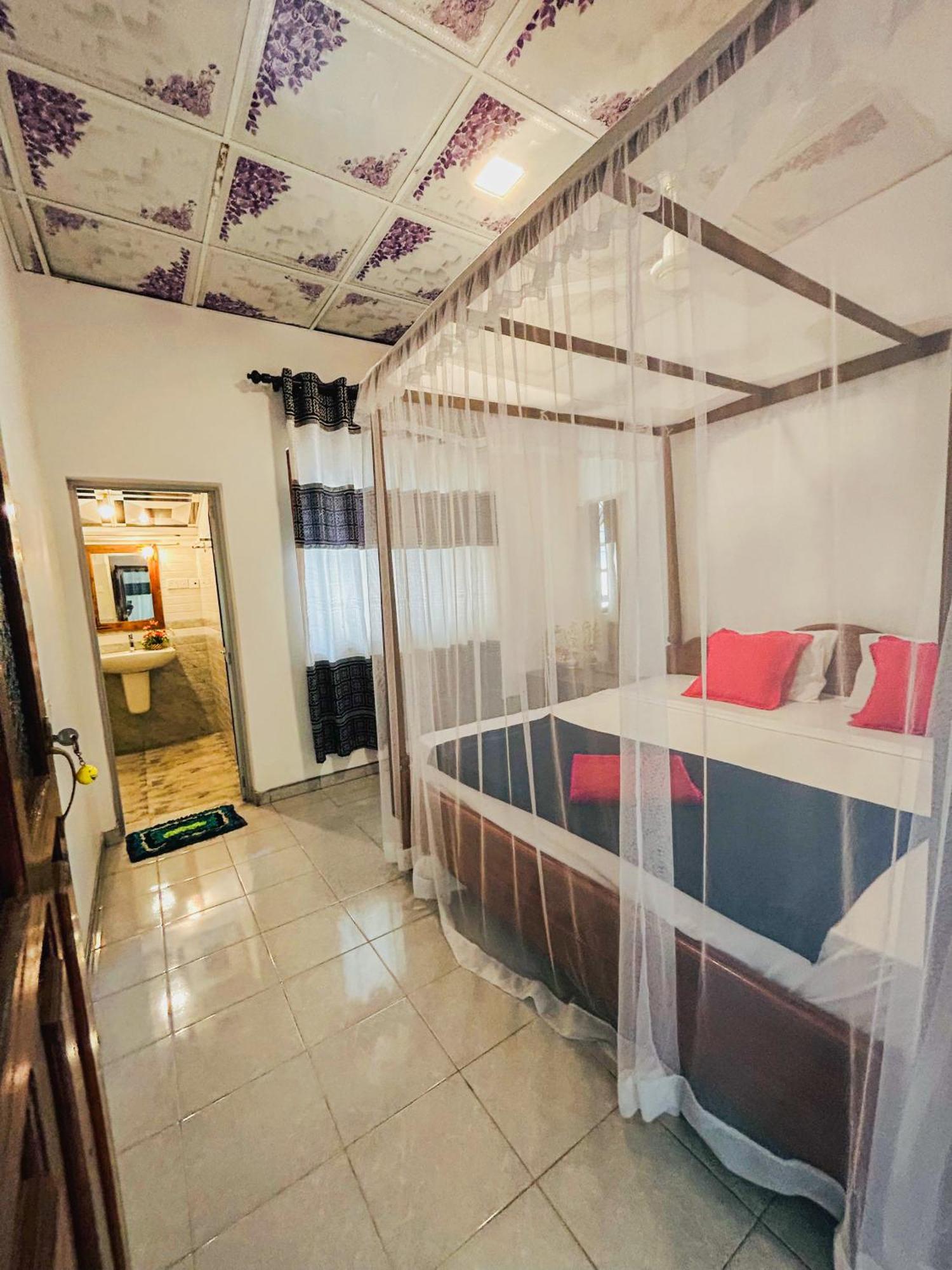 Kawshan Home Stay Dickwella Exterior photo